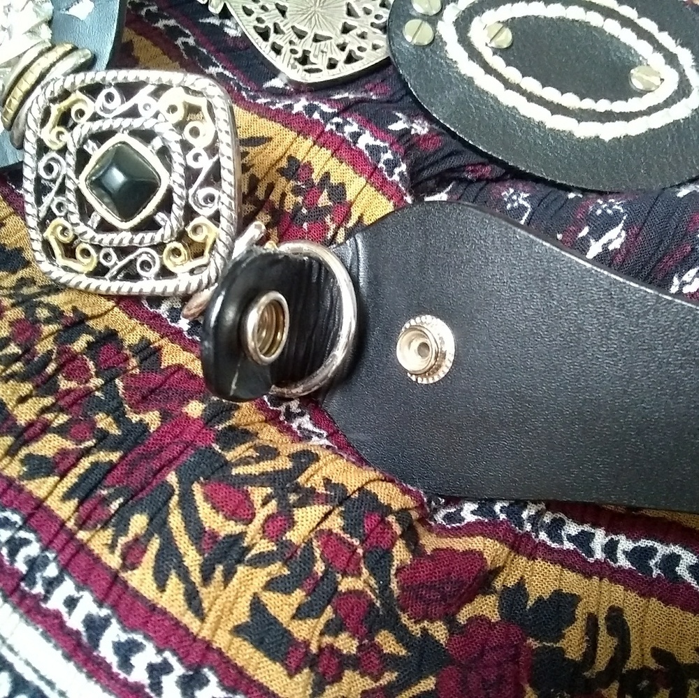Chico's genuine leather belt - Picture 5 of 8